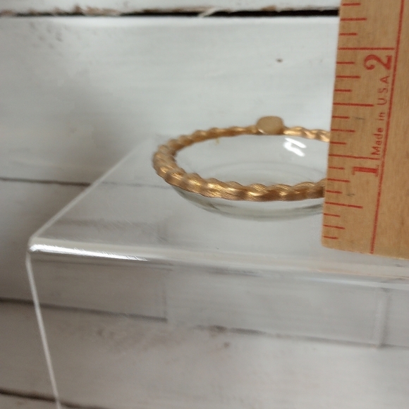 Vintage Set of 2 Gold Tone Rope Design Ashtrays, Ashtray measures approx. 3" - Picture 5 of 6